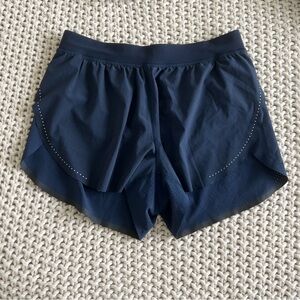 Lululemon Find Your Pace High-Rise Short 3”